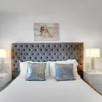 Modern Deluxe 2 Bedroom Apartment In Canning Town Excel Centre